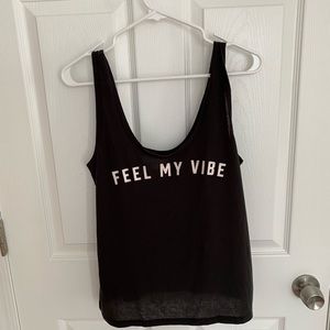 Black ribbed yoga tank